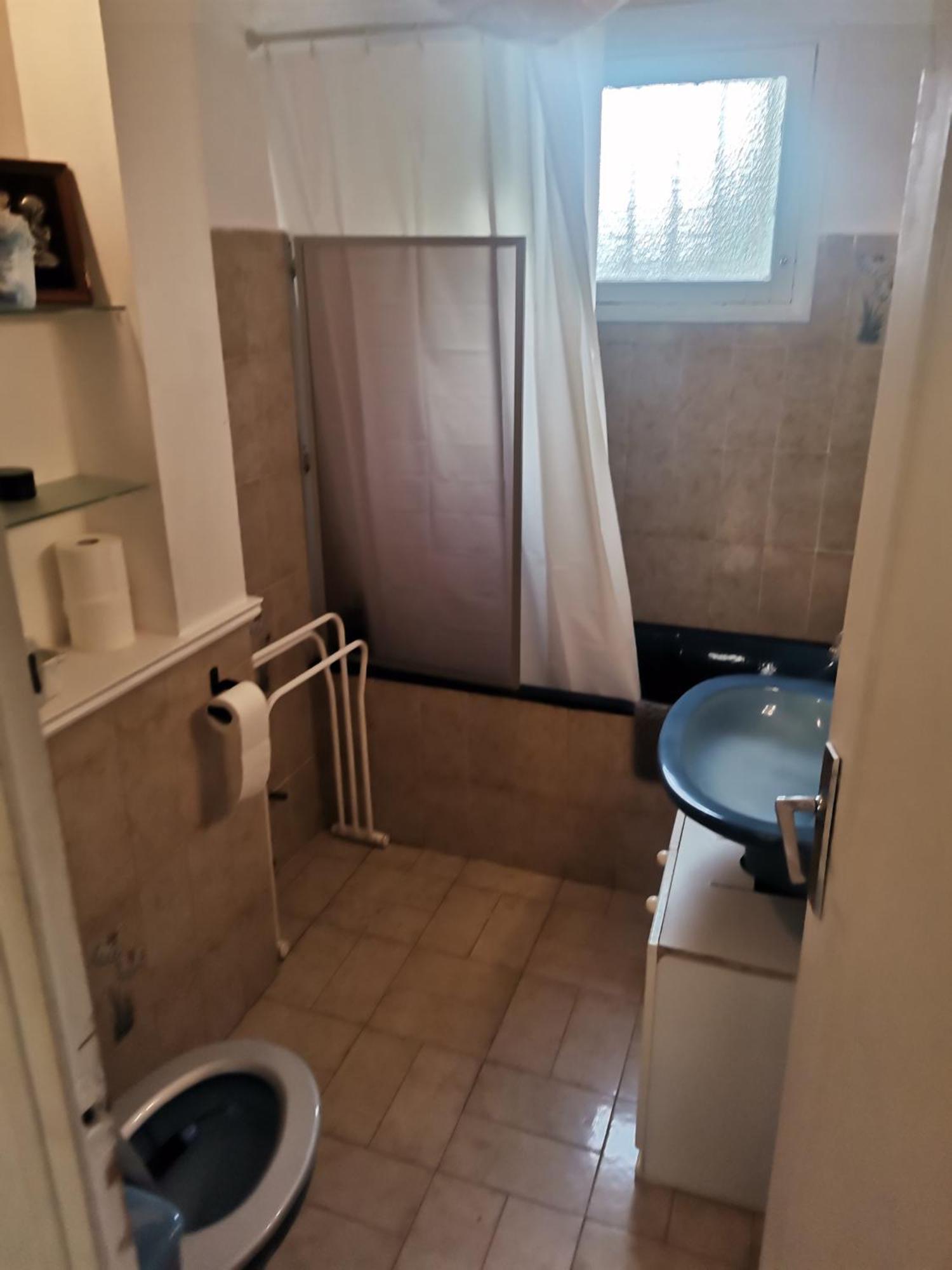Big Ground Floor 2 Bedrooms Flat In A Quiet Building & Neighborghood Marseille Exterior photo